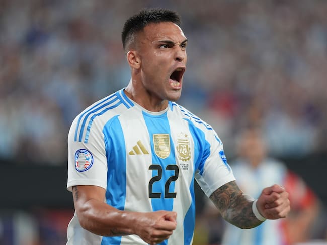 Argentina toca la gloria de último minuto y se hacen del boleto a cuartos de final en Copa América 2024